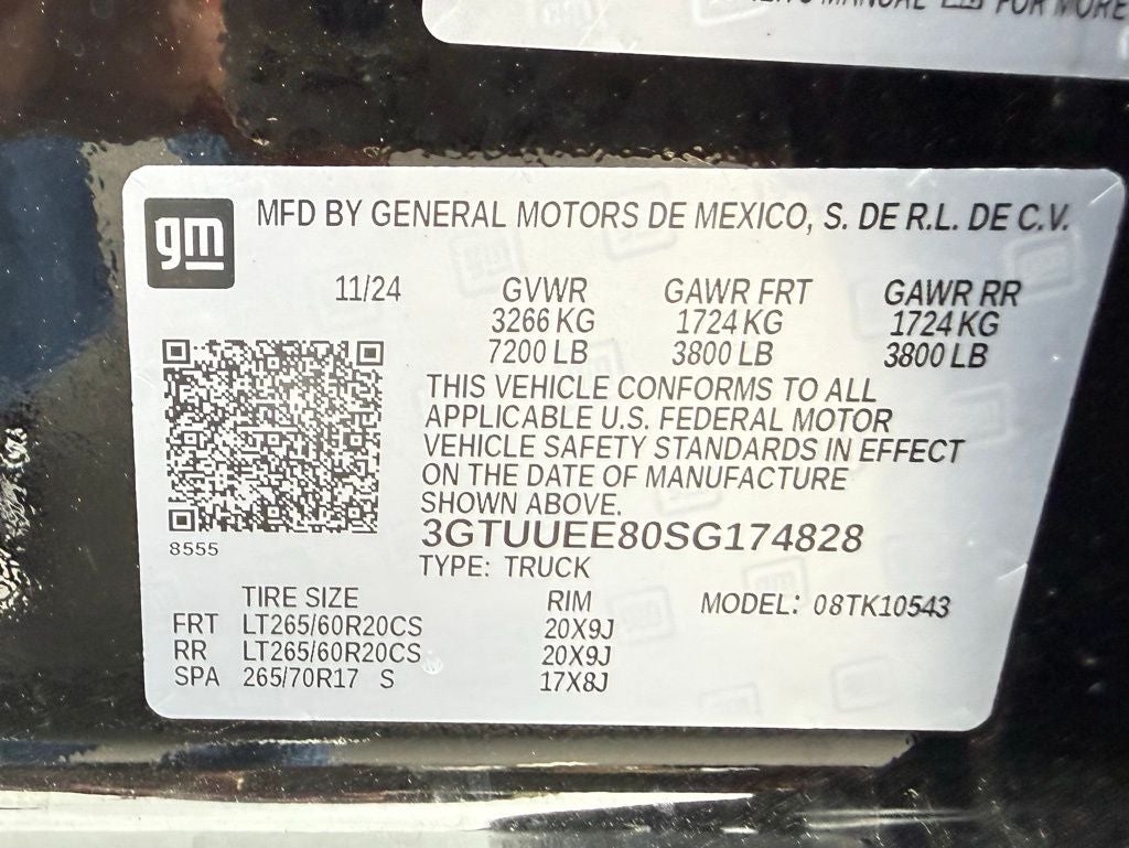 2025 GMC Sierra 1500 AT4