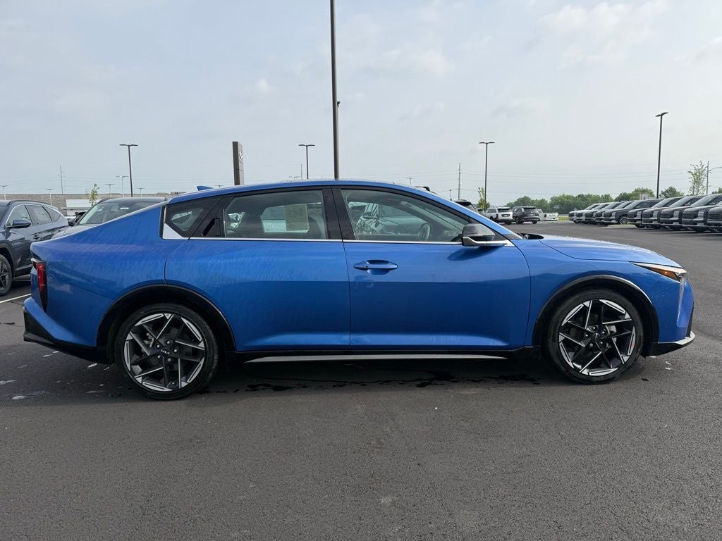 2025 Kia K4 GT-Line
