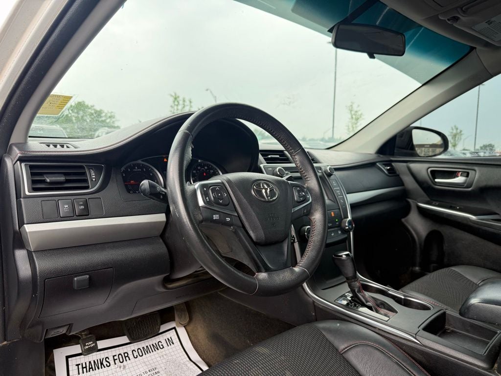 2017 Toyota Camry SE