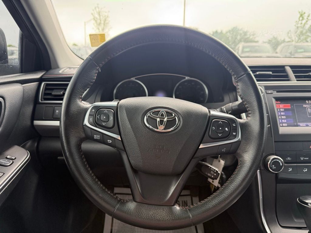 2017 Toyota Camry SE