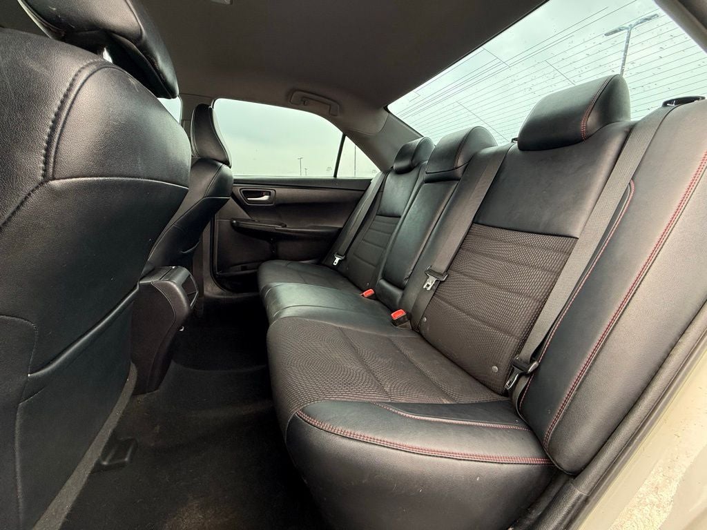 2017 Toyota Camry SE