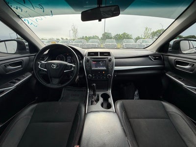 2017 Toyota Camry SE