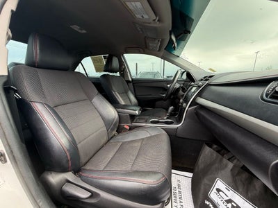 2017 Toyota Camry SE