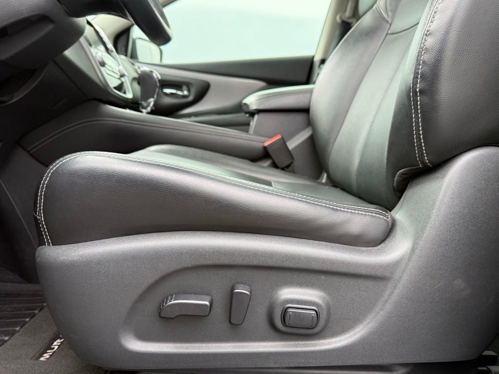 2022 Nissan Murano SL