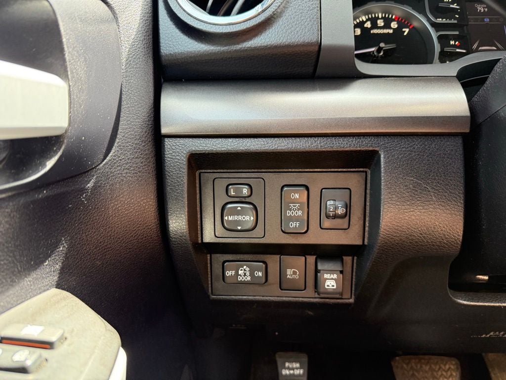 2020 Toyota Tundra SR5