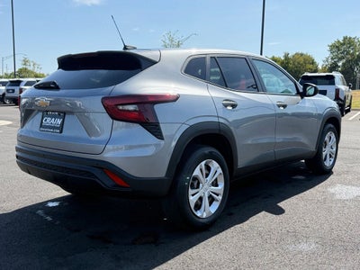 2025 Chevrolet Trax LS