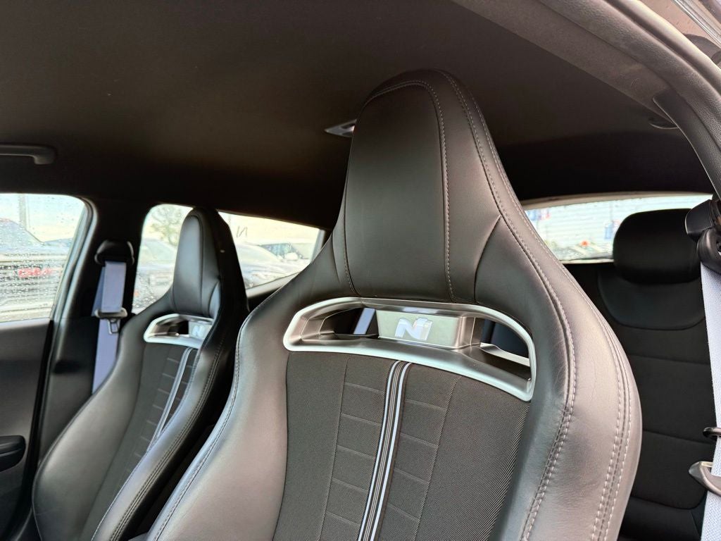 2022 Hyundai Veloster N Base