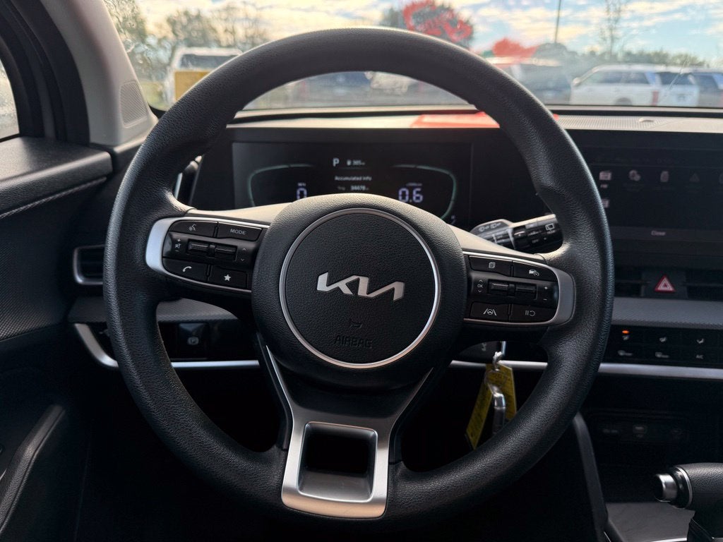 2023 Kia Sportage LX