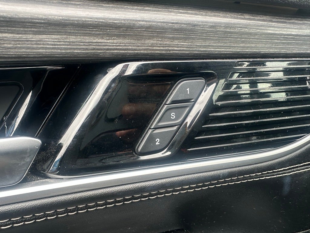 2023 Jeep Wagoneer Series III