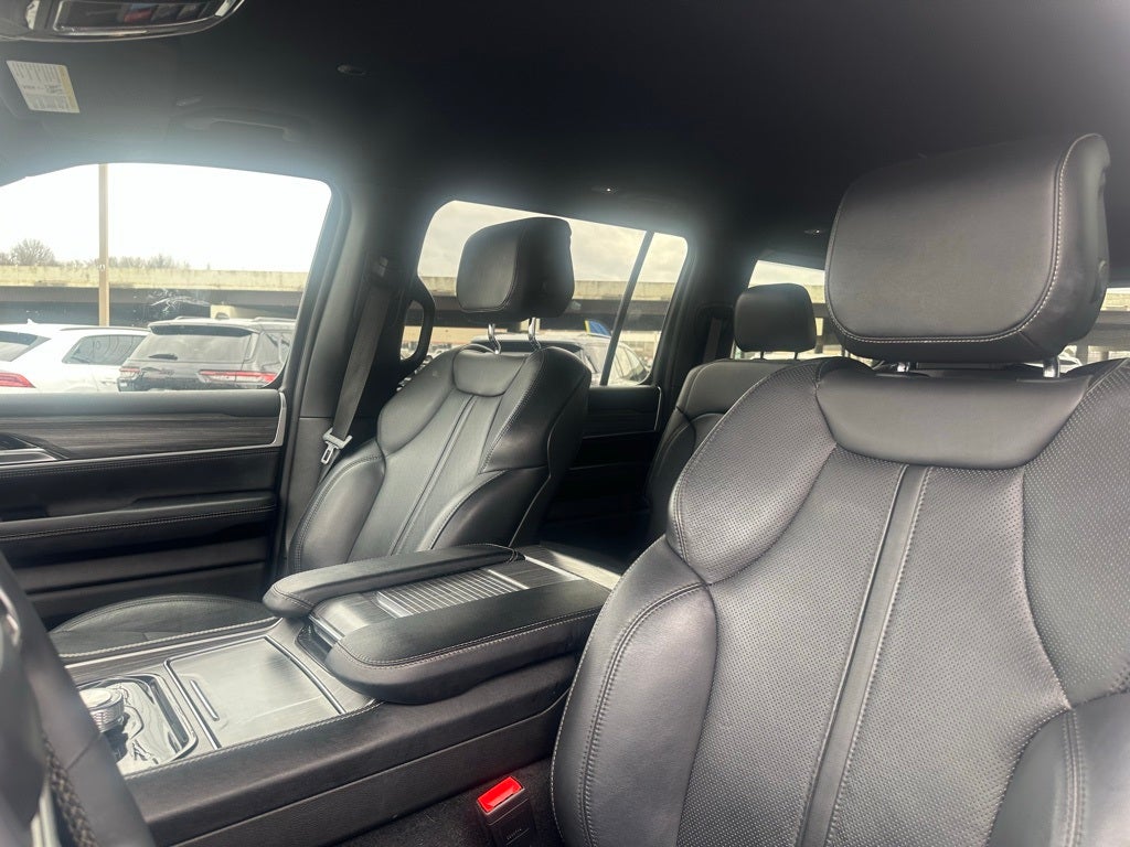 2023 Jeep Wagoneer Series III