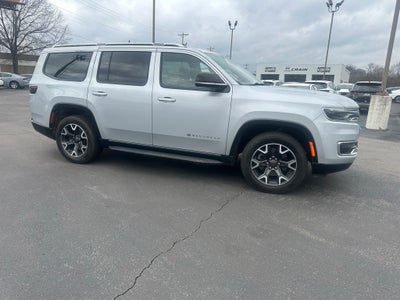 2023 Jeep Wagoneer Series III