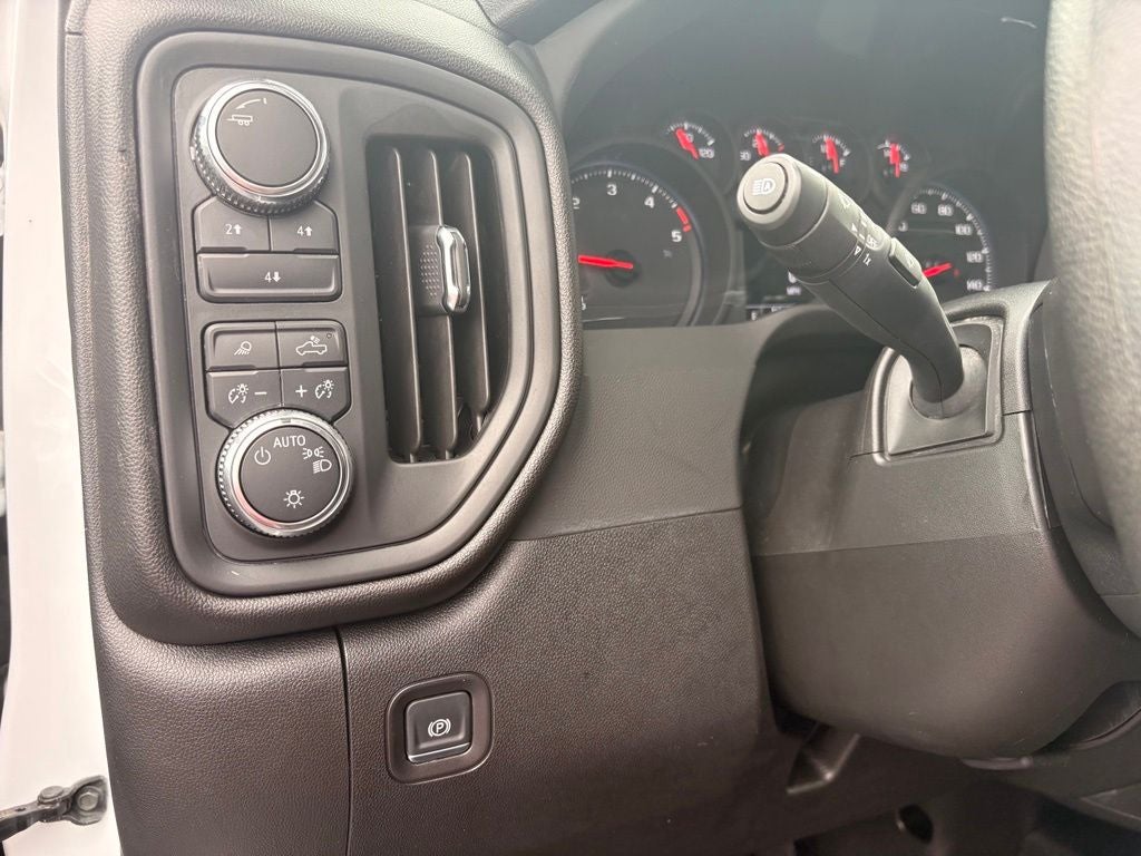 2025 GMC Sierra 3500HD Pro
