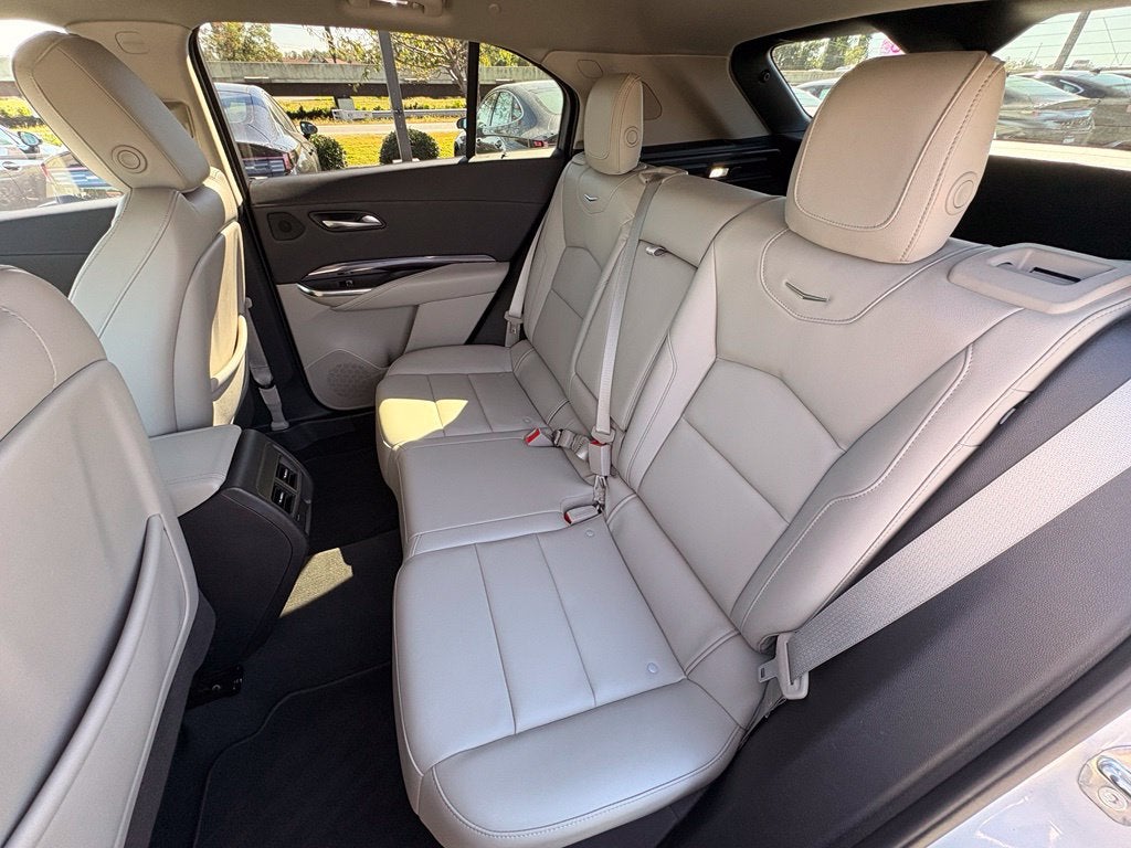2021 Cadillac XT4 Luxury