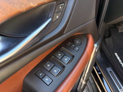 2020 Cadillac Escalade Luxury