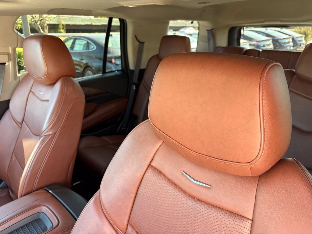 2020 Cadillac Escalade Luxury