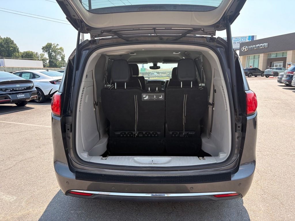 2019 Chrysler Pacifica Touring L
