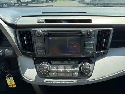 2013 Toyota RAV4 XLE Fresh Trade / Clean Carfax / Super Clean
