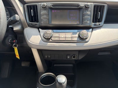 2013 Toyota RAV4 XLE Fresh Trade / Clean Carfax / Super Clean