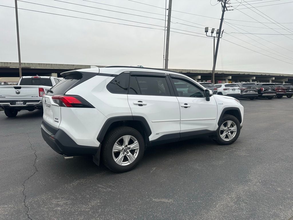 2021 Toyota RAV4 Hybrid XLE