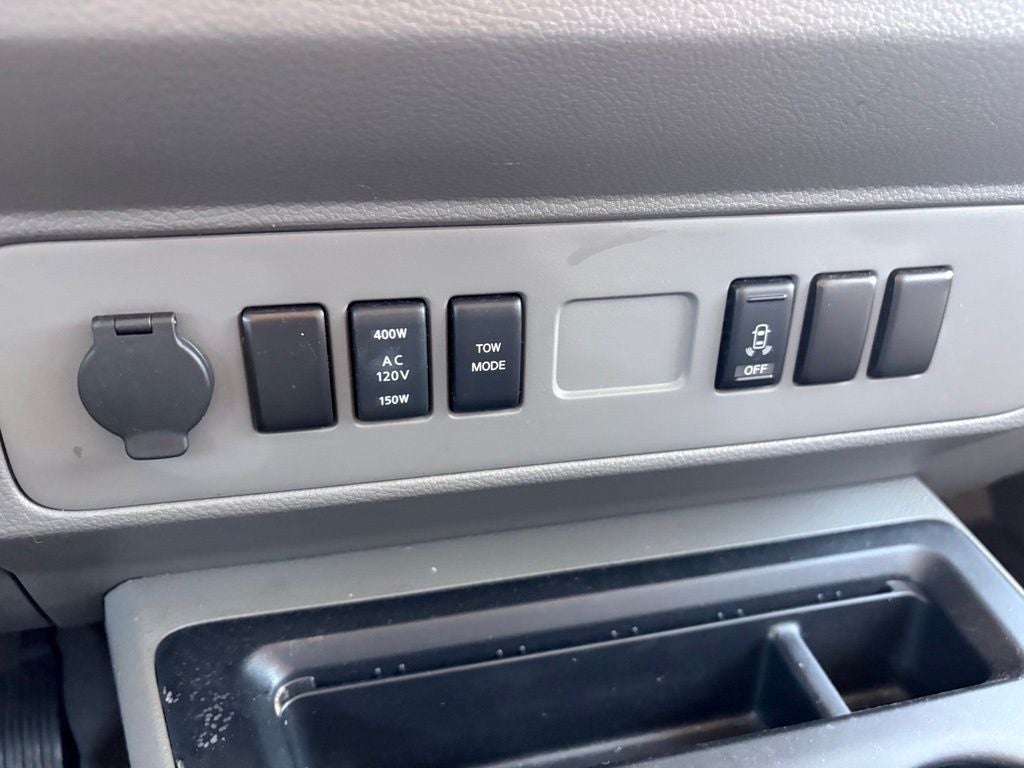 2015 Nissan NV Passenger SV