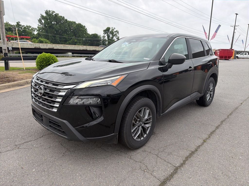2024 Nissan Rogue S 1-Owner / Rear Parking / NissanConnect featuring A