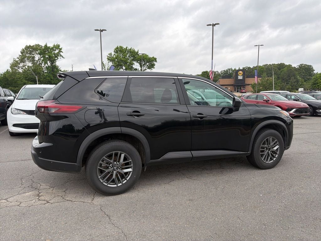2024 Nissan Rogue S 1-Owner / Rear Parking / NissanConnect featuring A