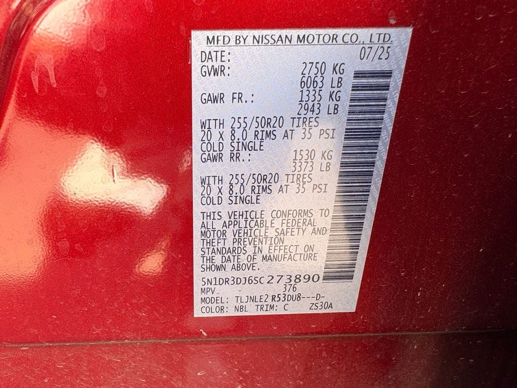 2025 Nissan Pathfinder Platinum