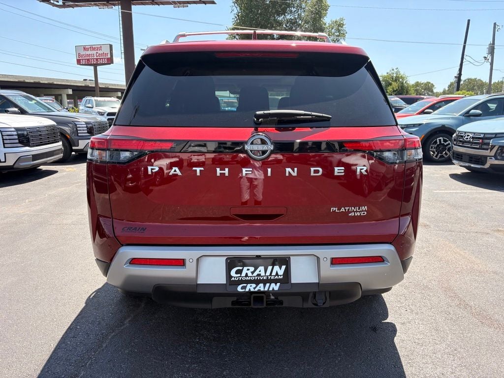 2025 Nissan Pathfinder Platinum