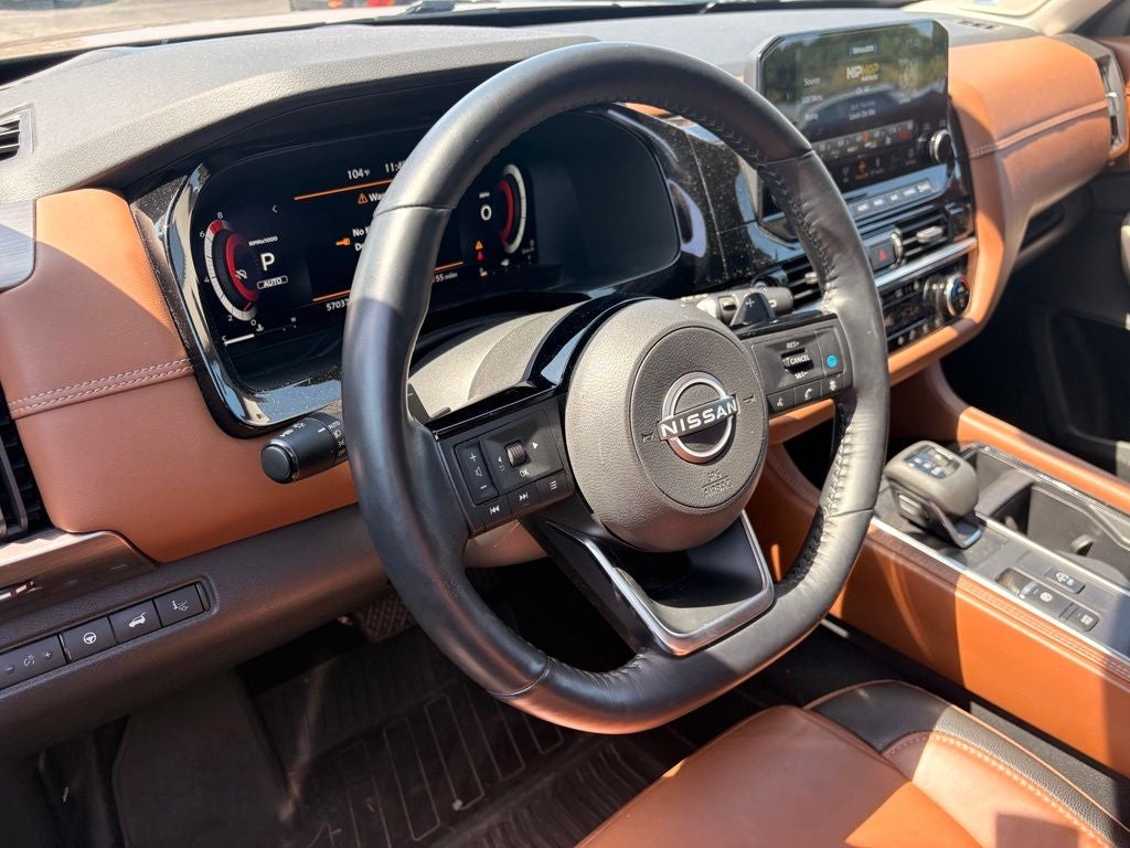 2023 Nissan Pathfinder Platinum