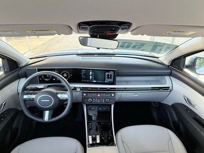 2025 Hyundai Tucson SE