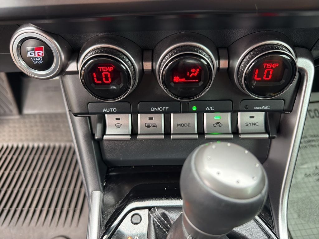 2024 Toyota GR86 Premium