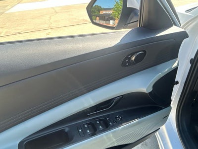 2024 Hyundai Elantra Hybrid Limited