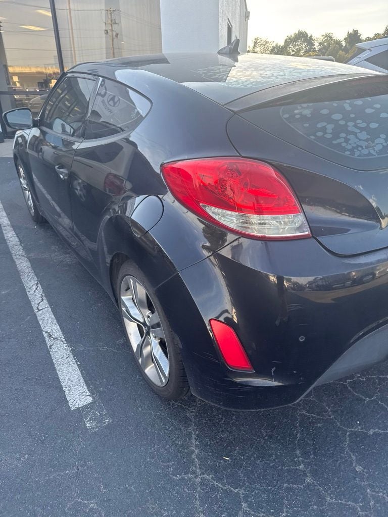 2013 Hyundai Veloster w/Gray Int