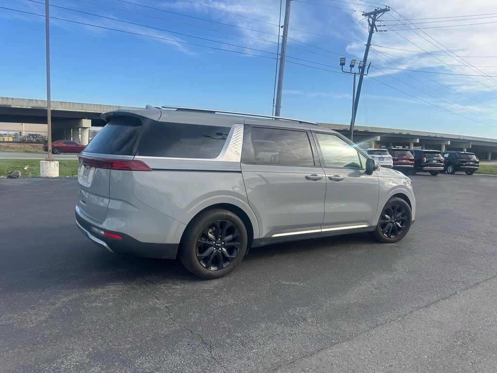 2024 Kia Carnival SX