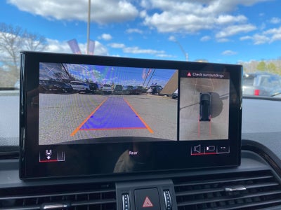 2024 Audi Q5 45 S line Premium quattro