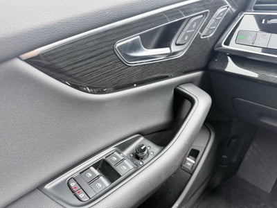 2020 Audi Q8 55 Premium Plus quattro