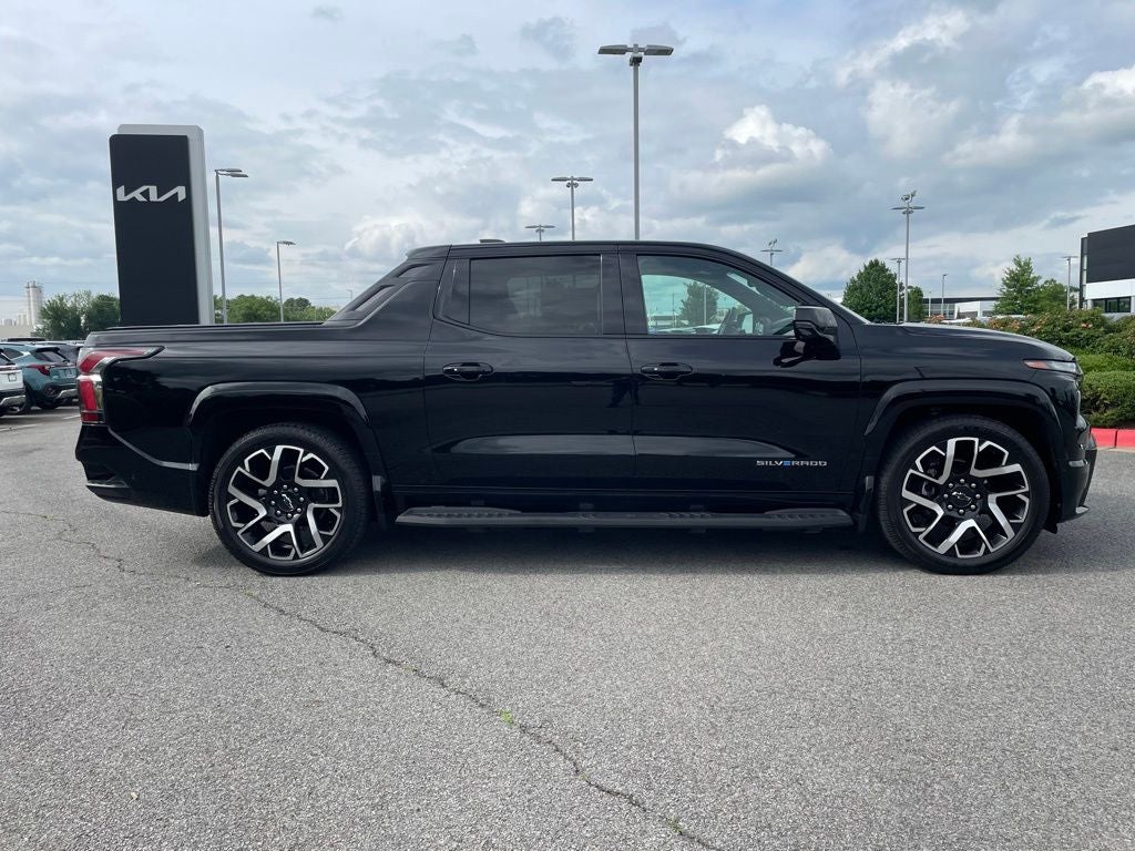 2024 Chevrolet Silverado EV RST