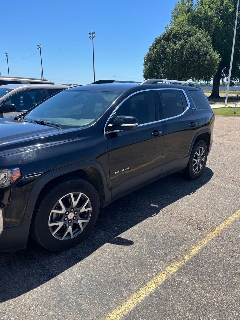 2020 GMC Acadia SLE