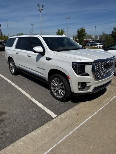 2022 GMC Yukon XL Denali