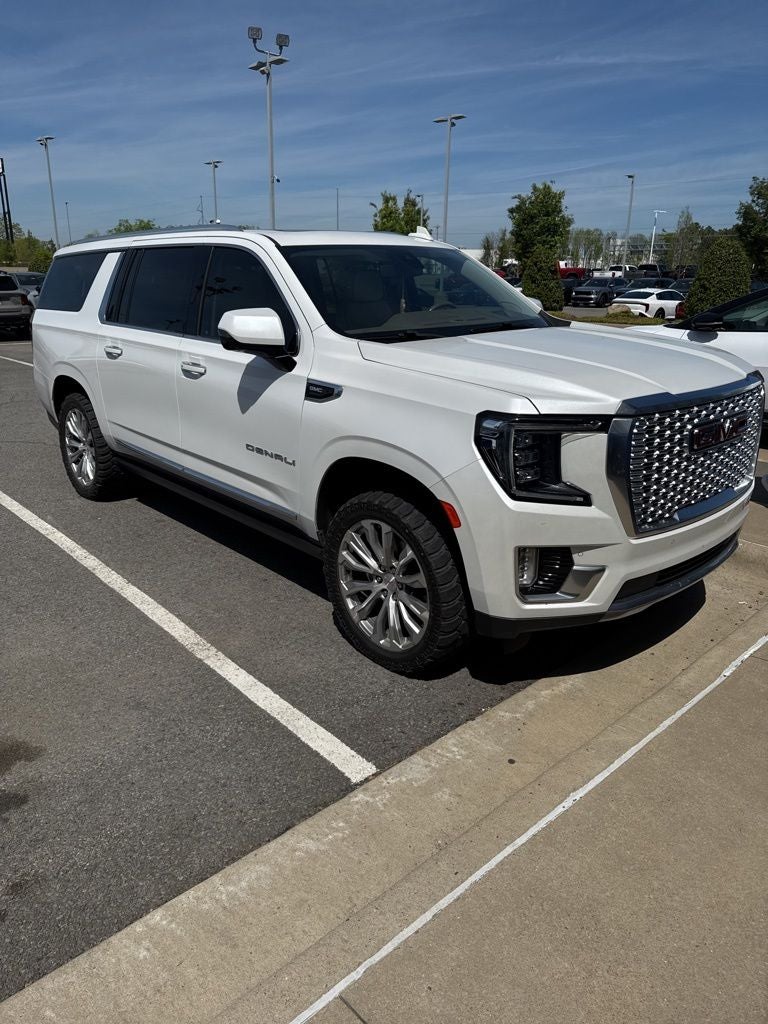 2022 GMC Yukon XL Denali