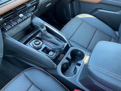 2025 GMC Canyon AT4