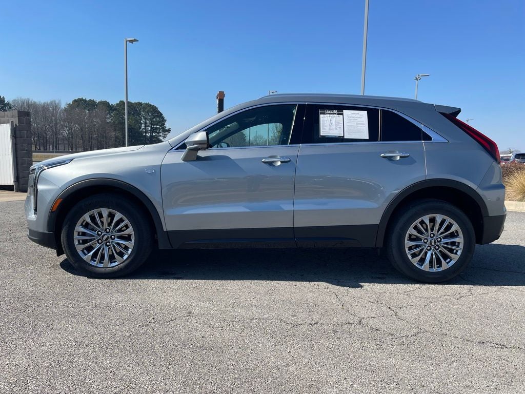 2025 Cadillac XT4 Premium Luxury
