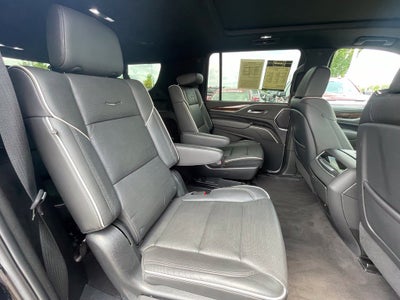 2023 Cadillac Escalade ESV Premium