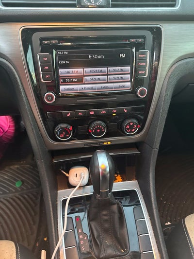 2014 Volkswagen Passat 1.8T SE
