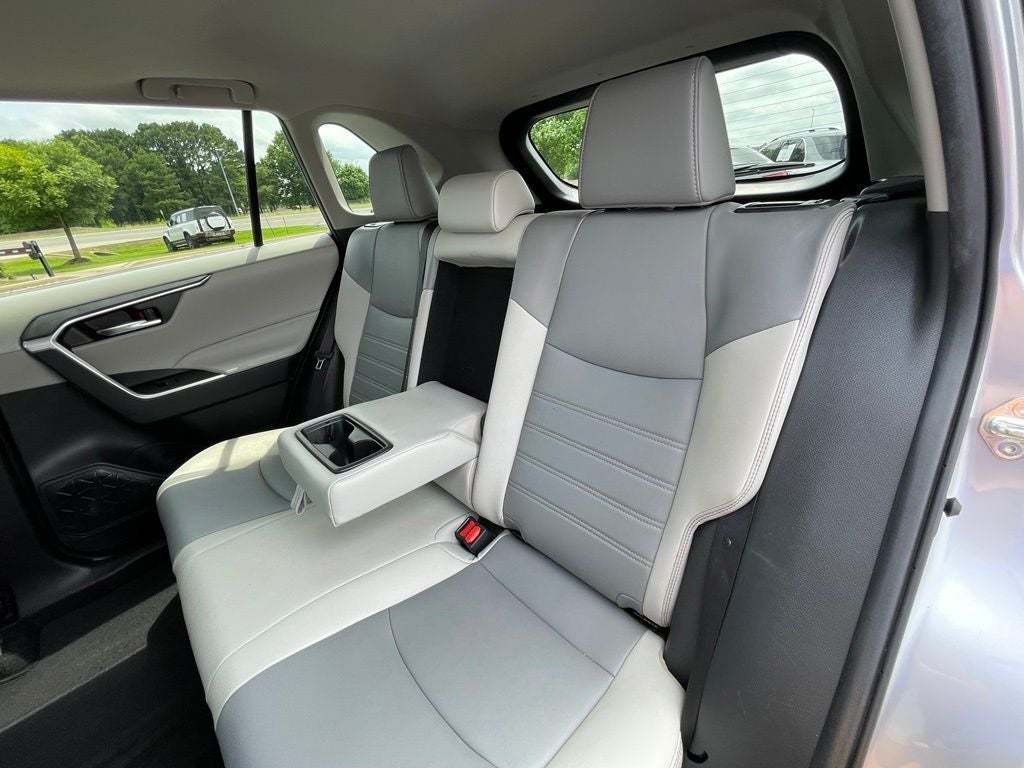 2021 Toyota RAV4 Hybrid XLE Premium