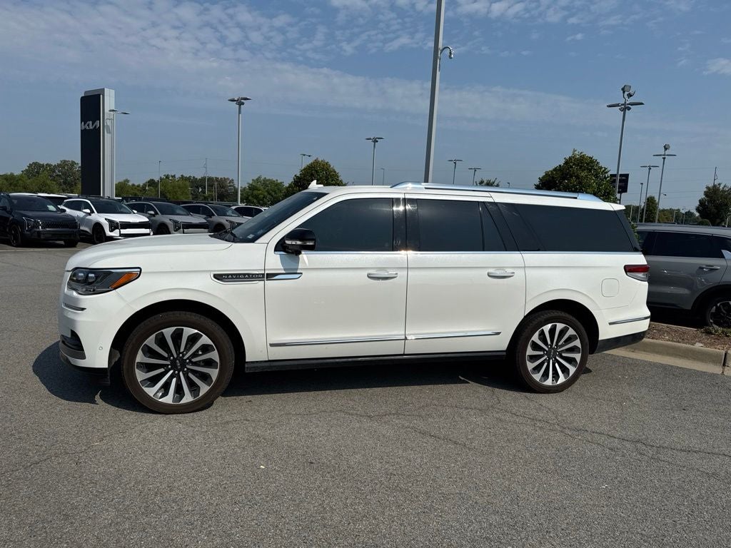 2023 Lincoln Navigator L Reserve