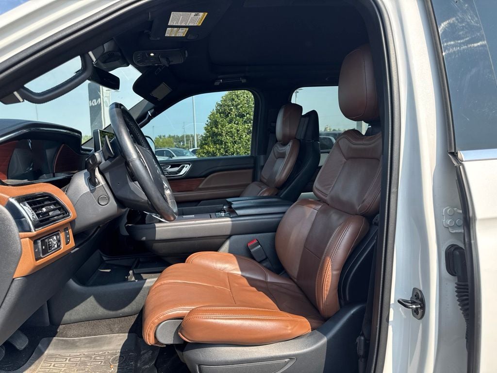 2023 Lincoln Navigator L Reserve