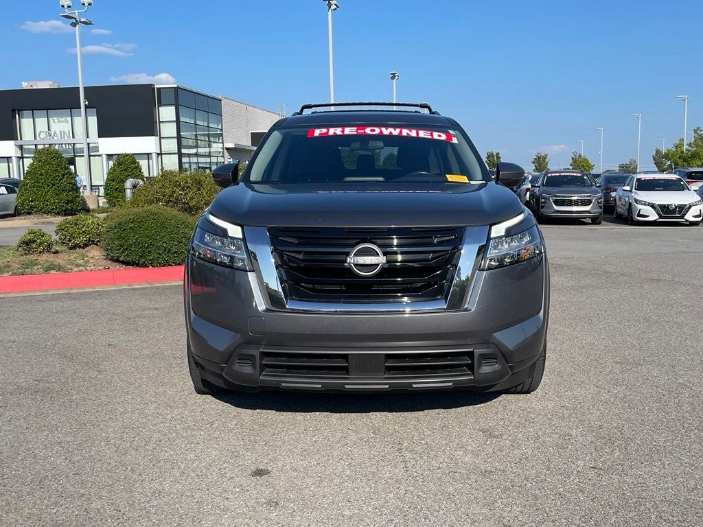 2022 Nissan Pathfinder SV