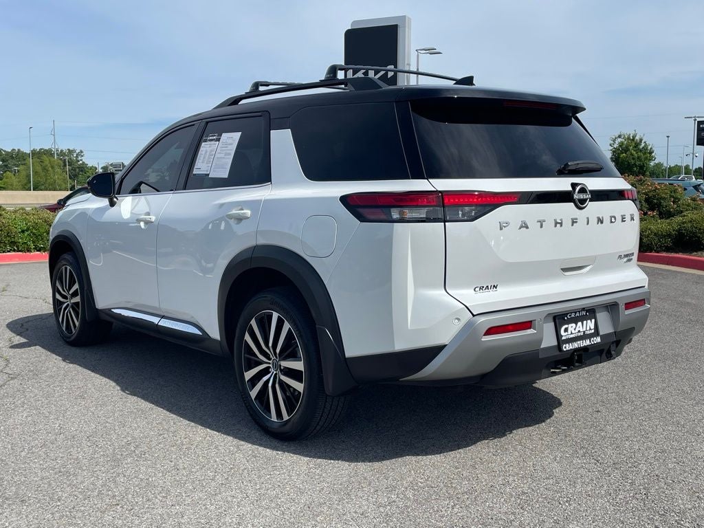 2025 Nissan Pathfinder Platinum