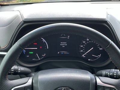 2022 Toyota Sienna XSE 7 Passenger